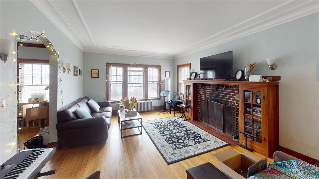 66 Nottinghill, Boston, Massachusetts, 4 Bedrooms Bedrooms, 6 Rooms Rooms,2 BathroomsBathrooms,Residential Lease,For Rent,Nottinghill,73528391