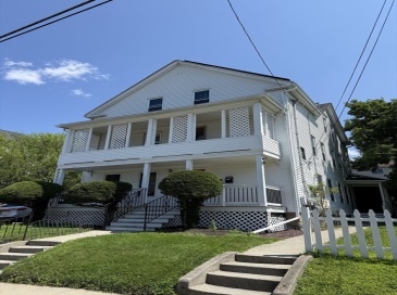 45 Elm St, Webster, Massachusetts, 8 Bedrooms Bedrooms, 15 Rooms Rooms,4 BathroomsBathrooms,Residential Income,For Sale,Elm St,73528793