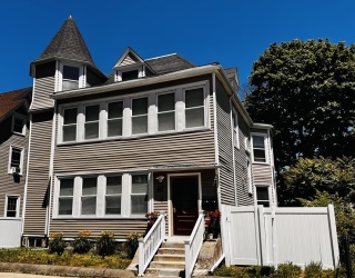 41 Gleason St, Boston, Massachusetts, 8 Bedrooms Bedrooms, 19 Rooms Rooms,4 BathroomsBathrooms,Residential Income,For Sale,Gleason St,73525577