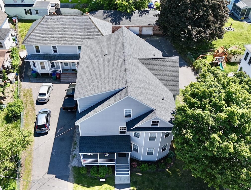 18-22 Burgess St, Lowell, Massachusetts, 12 Bedrooms Bedrooms, 27 Rooms Rooms,6.5 BathroomsBathrooms,Residential Income,For Sale,Burgess St,73528698