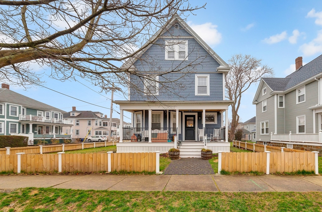 315 Billings Rd, Quincy, Massachusetts, 4 Bedrooms Bedrooms, 7 Rooms Rooms,2 BathroomsBathrooms,Residential Lease,For Rent,Billings Rd,73528742
