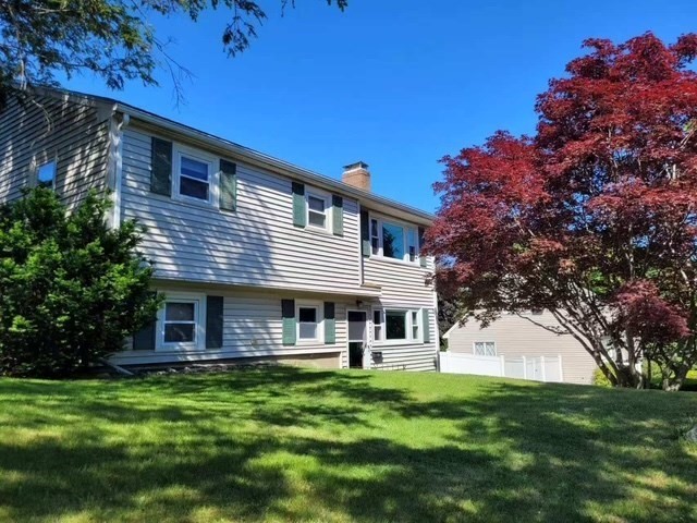 170 Ravenswood, Waltham, Massachusetts, 3 Bedrooms Bedrooms, 7 Rooms Rooms,1.5 BathroomsBathrooms,Residential Lease,For Rent,Ravenswood,73528761