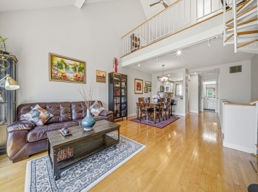 20 Ship Ave, Medford, Massachusetts, 2 Bedrooms Bedrooms, 6 Rooms Rooms,1.5 BathroomsBathrooms,Residential Lease,For Rent,Ship Ave,73528588