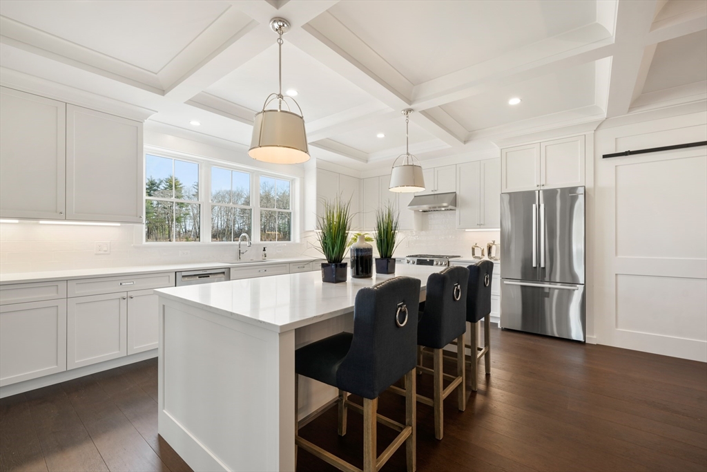 34 Bacon Street, Natick, Massachusetts, 4 Bedrooms Bedrooms, 8 Rooms Rooms,4.5 BathroomsBathrooms,Residential,For Sale,Bacon Street,73529232