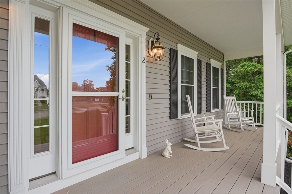 2 Klondike Road, Grafton, Massachusetts, 4 Bedrooms Bedrooms, 9 Rooms Rooms,3.5 BathroomsBathrooms,Residential,For Sale,Klondike Road,73529239