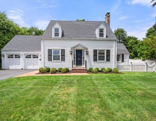 37 Salisbury Dr, Westwood, Massachusetts, 4 Bedrooms Bedrooms, 7 Rooms Rooms,2.5 BathroomsBathrooms,Residential,For Sale,Salisbury Dr,73528853
