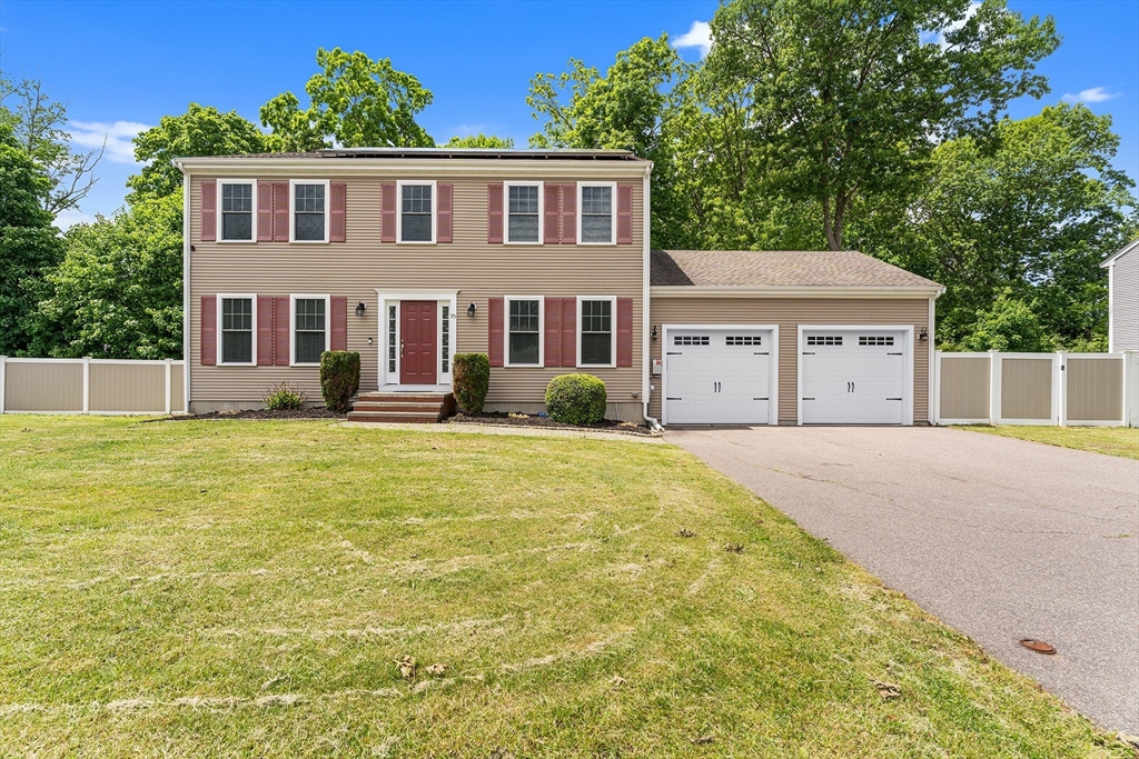 95 Prospect Ter, Brockton, Massachusetts, 3 Bedrooms Bedrooms, 7 Rooms Rooms,2.5 BathroomsBathrooms,Residential,For Sale,Prospect Ter,73529057