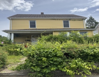220 South St, Holyoke, Massachusetts, 3 Bedrooms Bedrooms, 6 Rooms Rooms,1.5 BathroomsBathrooms,Residential,For Sale,South St,73529065