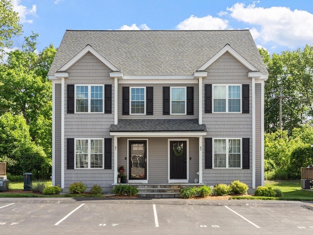 87 Riley Road, Tyngsborough, Massachusetts, 2 Bedrooms Bedrooms, 6 Rooms Rooms,1.5 BathroomsBathrooms,Residential,For Sale,Riley Road,73527000