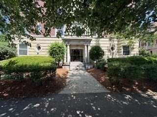 457 Washington St, Newton, Massachusetts, 1 Bedroom Bedrooms, 3 Rooms Rooms,1 BathroomBathrooms,Residential Lease,For Rent,Washington St,73528452