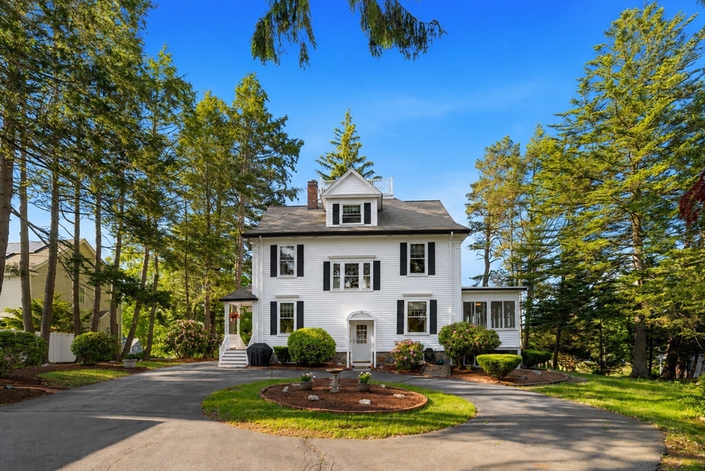 6 Tidd Avenue, Woburn, Massachusetts, 6 Bedrooms Bedrooms, 13 Rooms Rooms,4 BathroomsBathrooms,Residential,For Sale,Tidd Avenue,73528839