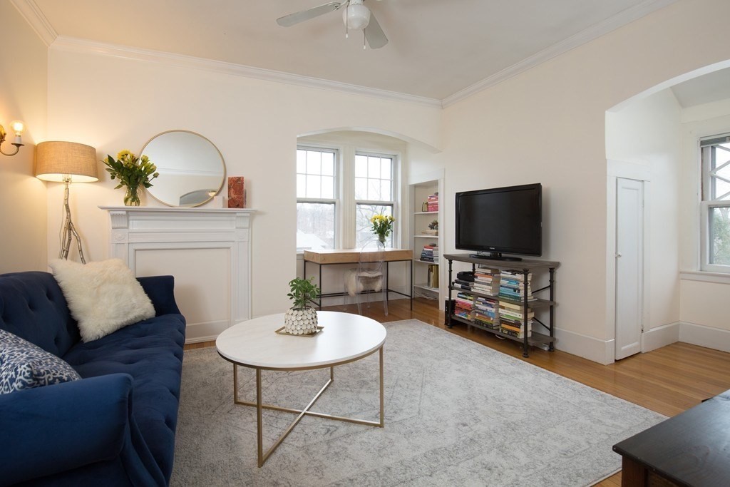 15 Braemore Rd, Boston, Massachusetts, 1 Bedroom Bedrooms, 4 Rooms Rooms,1 BathroomBathrooms,Residential,For Sale,Braemore Rd,73528730