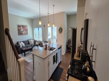 560 Moody, Waltham, Massachusetts, 2 Bedrooms Bedrooms, 6 Rooms Rooms,2.5 BathroomsBathrooms,Residential Lease,For Rent,Moody,73528505 560 Moody, Waltham, Massachusetts, 2 Bedrooms Bedrooms, 6 Rooms Rooms,2.5 BathroomsBathrooms,Residential Lease,For Rent,Moody,73528505