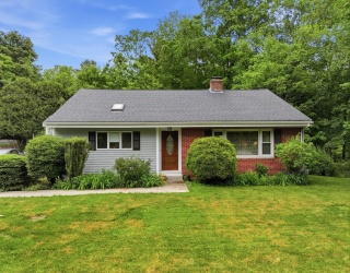 137 South St, Northborough, Massachusetts, 2 Bedrooms Bedrooms, 5 Rooms Rooms,1 BathroomBathrooms,Residential,For Sale,South St,73528459