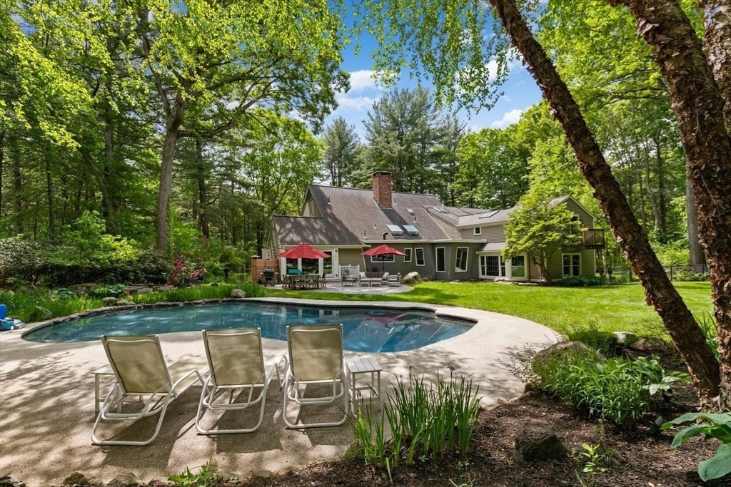 27 Wood Ridge Road, Weston, Massachusetts, 5 Bedrooms Bedrooms, 10 Rooms Rooms,5.5 BathroomsBathrooms,Residential,For Sale,Wood Ridge Road,73529145