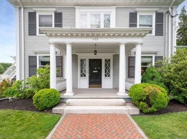 600 Main, Haverhill, Massachusetts, 3 Bedrooms Bedrooms, 8 Rooms Rooms,2 BathroomsBathrooms,Residential,For Sale,Main,73528895