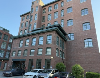 200 Market St., Lowell, Massachusetts, 2 Bedrooms Bedrooms, 4 Rooms Rooms,1.5 BathroomsBathrooms,Residential,For Sale,Market St.,73528218