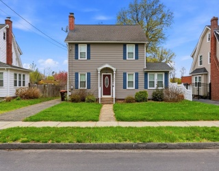 42 Reed St, Agawam, Massachusetts, 3 Bedrooms Bedrooms, 7 Rooms Rooms,1.5 BathroomsBathrooms,Residential,For Sale,Reed St,73528916