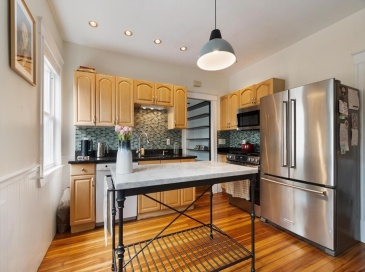 20 George St, Cambridge, Massachusetts, 2 Bedrooms Bedrooms, 6 Rooms Rooms,1 BathroomBathrooms,Residential,For Sale,George St,73529132