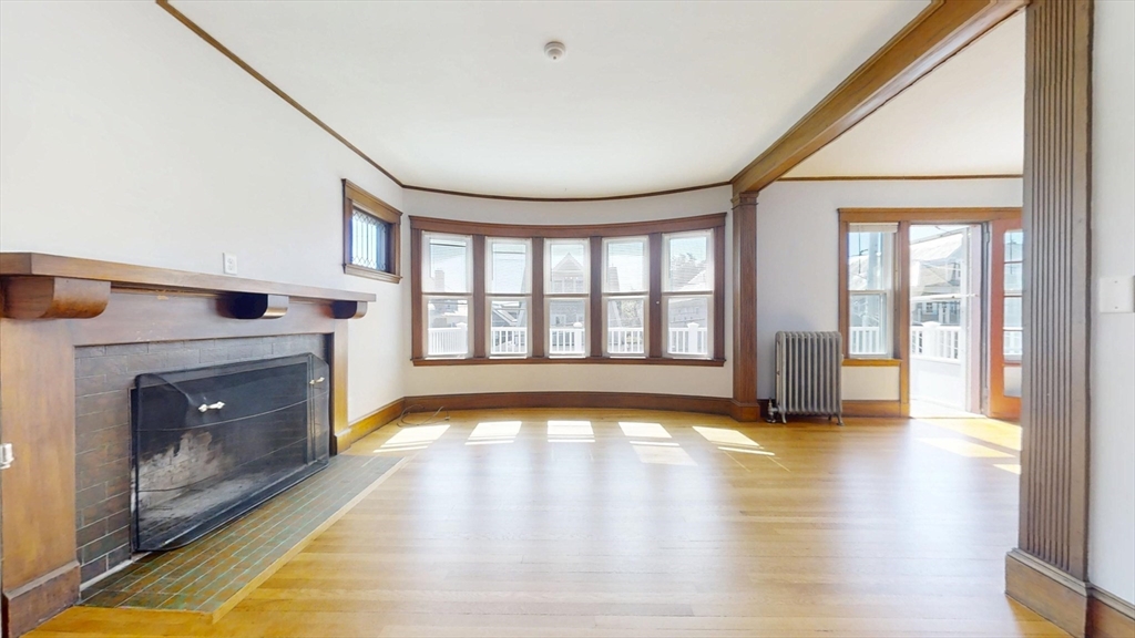39 Commonwealth Rd., Watertown, Massachusetts, 2 Bedrooms Bedrooms, 5 Rooms Rooms,1 BathroomBathrooms,Residential Lease,For Rent,Commonwealth Rd.,73529177