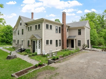 1 South Main St, New Salem, Massachusetts, 9 Bedrooms Bedrooms, 18 Rooms Rooms,3 BathroomsBathrooms,Residential Income,For Sale,South Main St,73529005