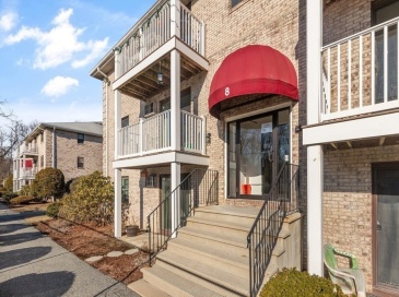 8 Kenmar Drive, Billerica, Massachusetts, 2 Bedrooms Bedrooms, 4 Rooms Rooms,1 BathroomBathrooms,Residential,For Sale,Kenmar Drive,73529150
