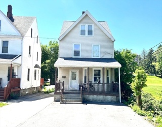 40 Pomeroy Street, Boston, Massachusetts, 6 Bedrooms Bedrooms, 8 Rooms Rooms,2.5 BathroomsBathrooms,Residential,For Sale,Pomeroy Street,73528863