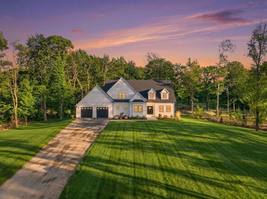 345 Central Pike, Sutton, Massachusetts, 4 Bedrooms Bedrooms, 9 Rooms Rooms,4.5 BathroomsBathrooms,Residential,For Sale,Central Pike,73529186