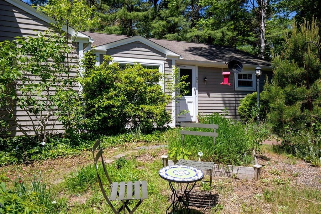 34 Great Wind Drive, Plymouth, Massachusetts, 2 Bedrooms Bedrooms, 5 Rooms Rooms,1 BathroomBathrooms,Residential,For Sale,Great Wind Drive,73529193