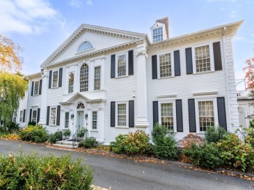 15 Catlin Road, Brookline, Massachusetts, 5 Bedrooms Bedrooms, 9 Rooms Rooms,4.5 BathroomsBathrooms,Residential,For Sale,Catlin Road,73529199
