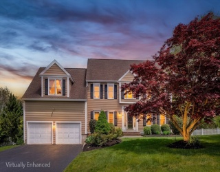 45 Piccadilly Way, Westborough, Massachusetts, 5 Bedrooms Bedrooms, 9 Rooms Rooms,3 BathroomsBathrooms,Residential,For Sale,Piccadilly Way,73528897