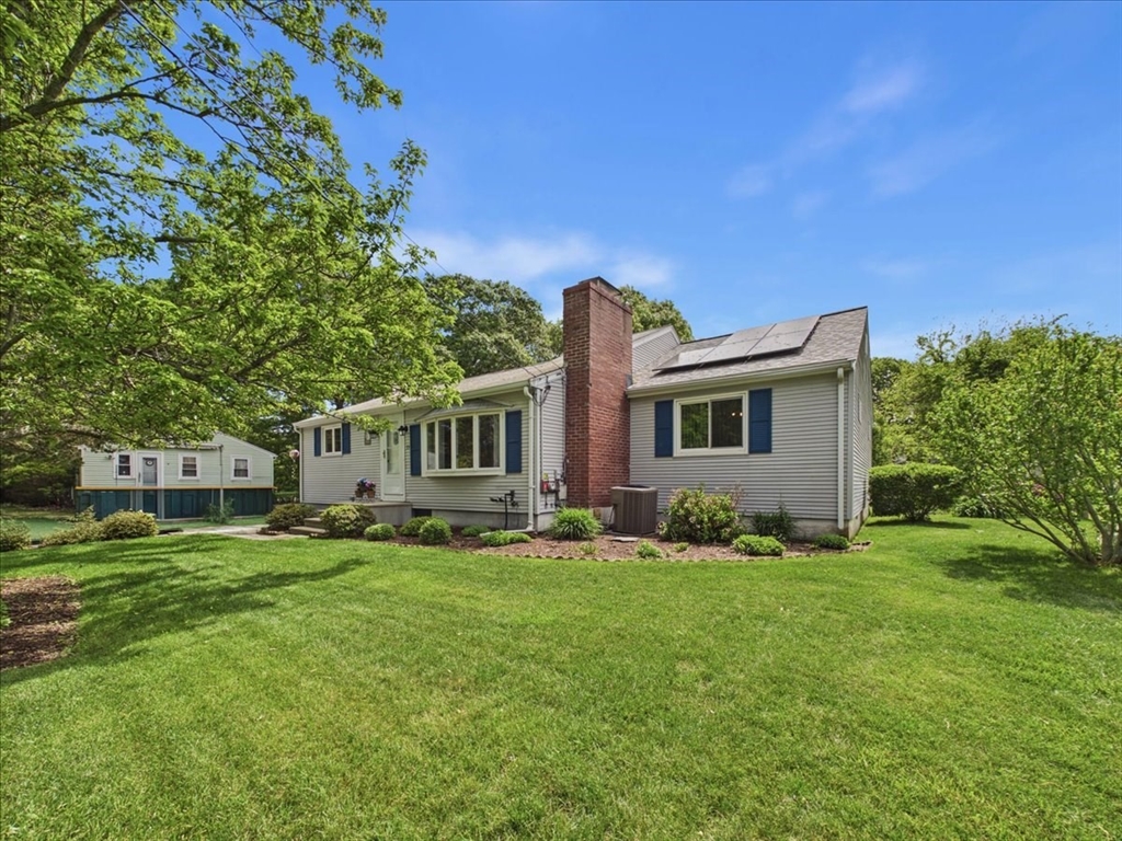 13 Thrush Ave, Plymouth, Massachusetts, 3 Bedrooms Bedrooms, 6 Rooms Rooms,1.5 BathroomsBathrooms,Residential,For Sale,Thrush Ave,73528383