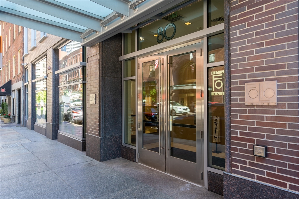 80 Broad Street, Boston, Massachusetts, 3 Bedrooms Bedrooms, 5 Rooms Rooms,2.5 BathroomsBathrooms,Residential Lease,For Rent,Broad Street,73529027
