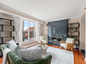 10 Rogers St, Cambridge, Massachusetts, 2 Bedrooms Bedrooms, 4 Rooms Rooms,2.5 BathroomsBathrooms,Residential,For Sale,Rogers St,73515663