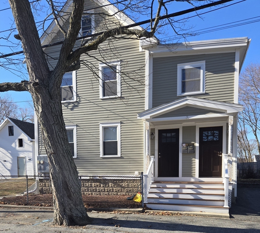3 Pearl Street, Stoneham, Massachusetts, 4 Bedrooms Bedrooms, 7 Rooms Rooms,1 BathroomBathrooms,Residential Lease,For Rent,Pearl Street,73500104