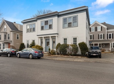 21 Thorndike St., Beverly, Massachusetts, 1 Bedroom Bedrooms, 5 Rooms Rooms,1 BathroomBathrooms,Residential,For Sale,Thorndike St.,73496043