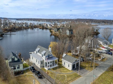 72 Ocean View Ave, Swansea, Massachusetts, 3 Bedrooms Bedrooms, 6 Rooms Rooms,2.5 BathroomsBathrooms,Residential,For Sale,Ocean View Ave,73478030