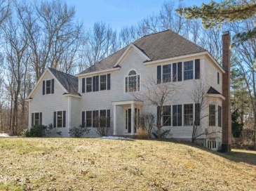 25 Poplar Street, Sudbury, Massachusetts, 4 Bedrooms Bedrooms, 9 Rooms Rooms,2.5 BathroomsBathrooms,Residential,For Sale,Poplar Street,73488860