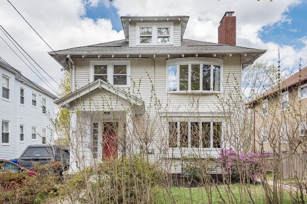 34 Harvard St, Arlington, Massachusetts, 3 Bedrooms Bedrooms, 7 Rooms Rooms,1 BathroomBathrooms,Residential,For Sale,Harvard St,73502122