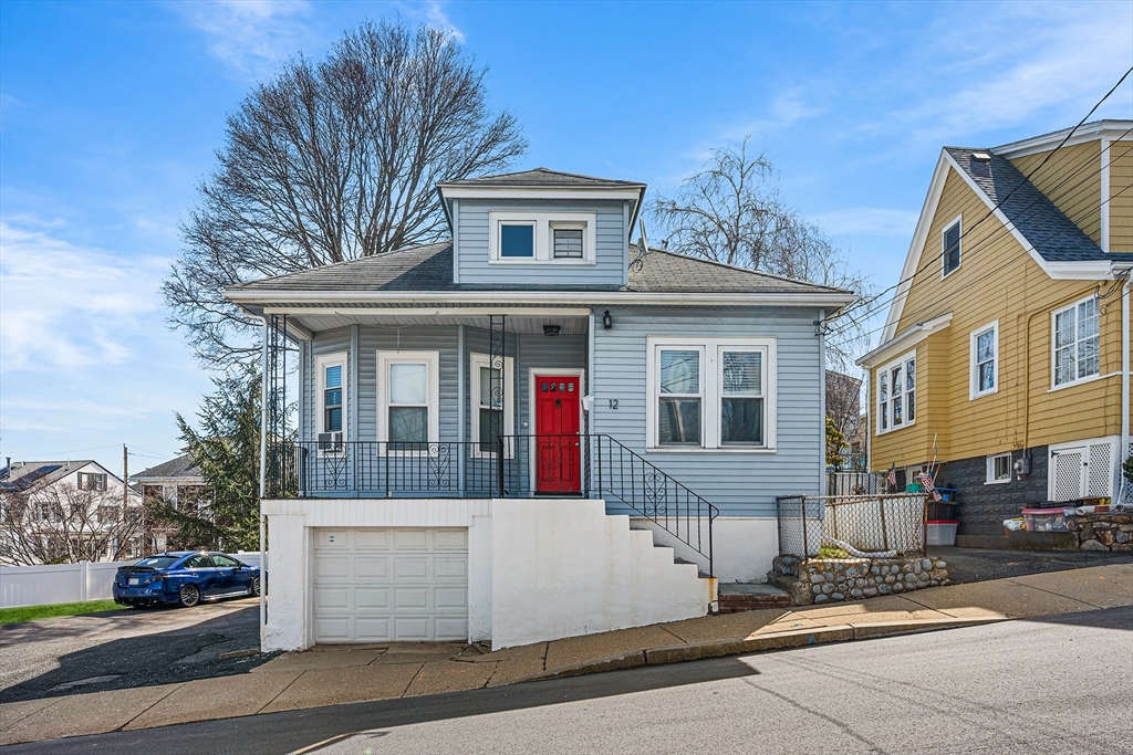 12 Richdale Ave, Everett, Massachusetts, 3 Bedrooms Bedrooms, 5 Rooms Rooms,1.5 BathroomsBathrooms,Residential,For Sale,Richdale Ave,73494700