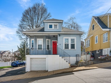 12 Richdale Ave, Everett, Massachusetts, 3 Bedrooms Bedrooms, 5 Rooms Rooms,1.5 BathroomsBathrooms,Residential,For Sale,Richdale Ave,73494700