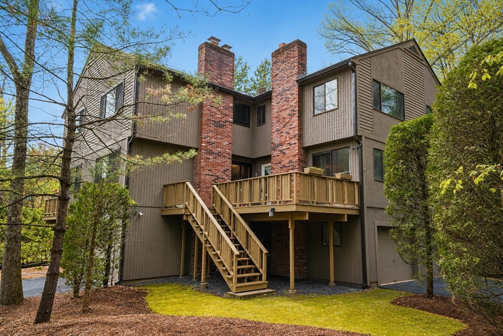 34 Treetop Park, Westborough, Massachusetts, 2 Bedrooms Bedrooms, 5 Rooms Rooms,2.5 BathroomsBathrooms,Residential,For Sale,Treetop Park,73512161