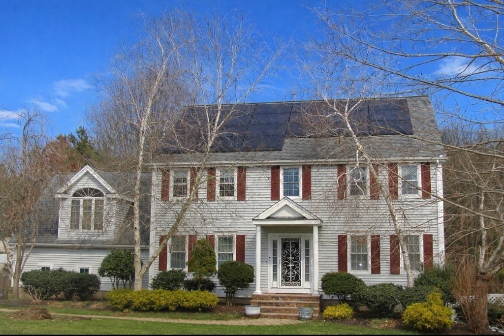 6 Horton Drive, Norton, Massachusetts, 4 Bedrooms Bedrooms, 8 Rooms Rooms,2.5 BathroomsBathrooms,Residential,For Sale,Horton Drive,73497657