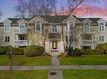1607 Carriage Ln, Taunton, Massachusetts, 2 Bedrooms Bedrooms, 4 Rooms Rooms,2 BathroomsBathrooms,Residential,For Sale,Carriage Ln,73504961 1607 Carriage Ln, Taunton, Massachusetts, 2 Bedrooms Bedrooms, 4 Rooms Rooms,2 BathroomsBathrooms,Residential,For Sale,Carriage Ln,73504961