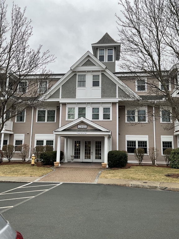 6 Technology Drive, Chelmsford, Massachusetts, 2 Bedrooms Bedrooms, 5 Rooms Rooms,2 BathroomsBathrooms,Residential,For Sale,Technology Drive,73497345