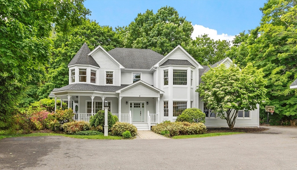263 Elm St, Concord, Massachusetts, 5 Bedrooms Bedrooms, 12 Rooms Rooms,5.5 BathroomsBathrooms,Residential,For Sale,Elm St,73529339
