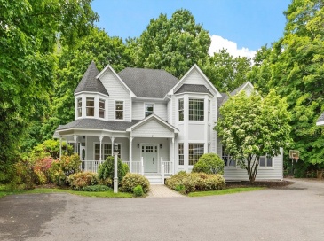 263 Elm St, Concord, Massachusetts, 5 Bedrooms Bedrooms, 12 Rooms Rooms,5.5 BathroomsBathrooms,Residential,For Sale,Elm St,73529339