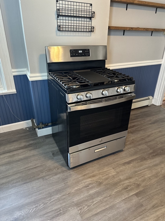 6 Marine Rd, Boston, Massachusetts, 3 Bedrooms Bedrooms, 5 Rooms Rooms,1 BathroomBathrooms,Residential Lease,For Rent,Marine Rd,73529369