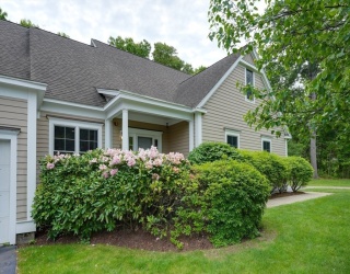 31 Sanctuary Ln, Hopkinton, Massachusetts, 2 Bedrooms Bedrooms, 6 Rooms Rooms,2.5 BathroomsBathrooms,Residential,For Sale,Sanctuary Ln,73529715