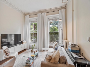 73 Rutland St, Boston, Massachusetts, 1 Bedroom Bedrooms, 4 Rooms Rooms,1 BathroomBathrooms,Residential,For Sale,Rutland St,73529435